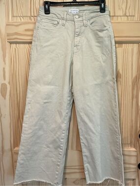 Good American Cropped Wide-Leg Jeans in Beige 4/27